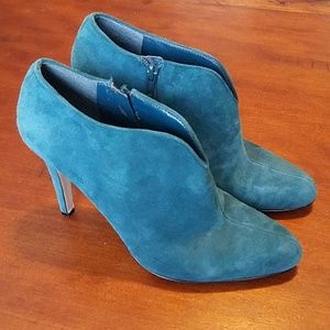 Nine West teal ankle boots